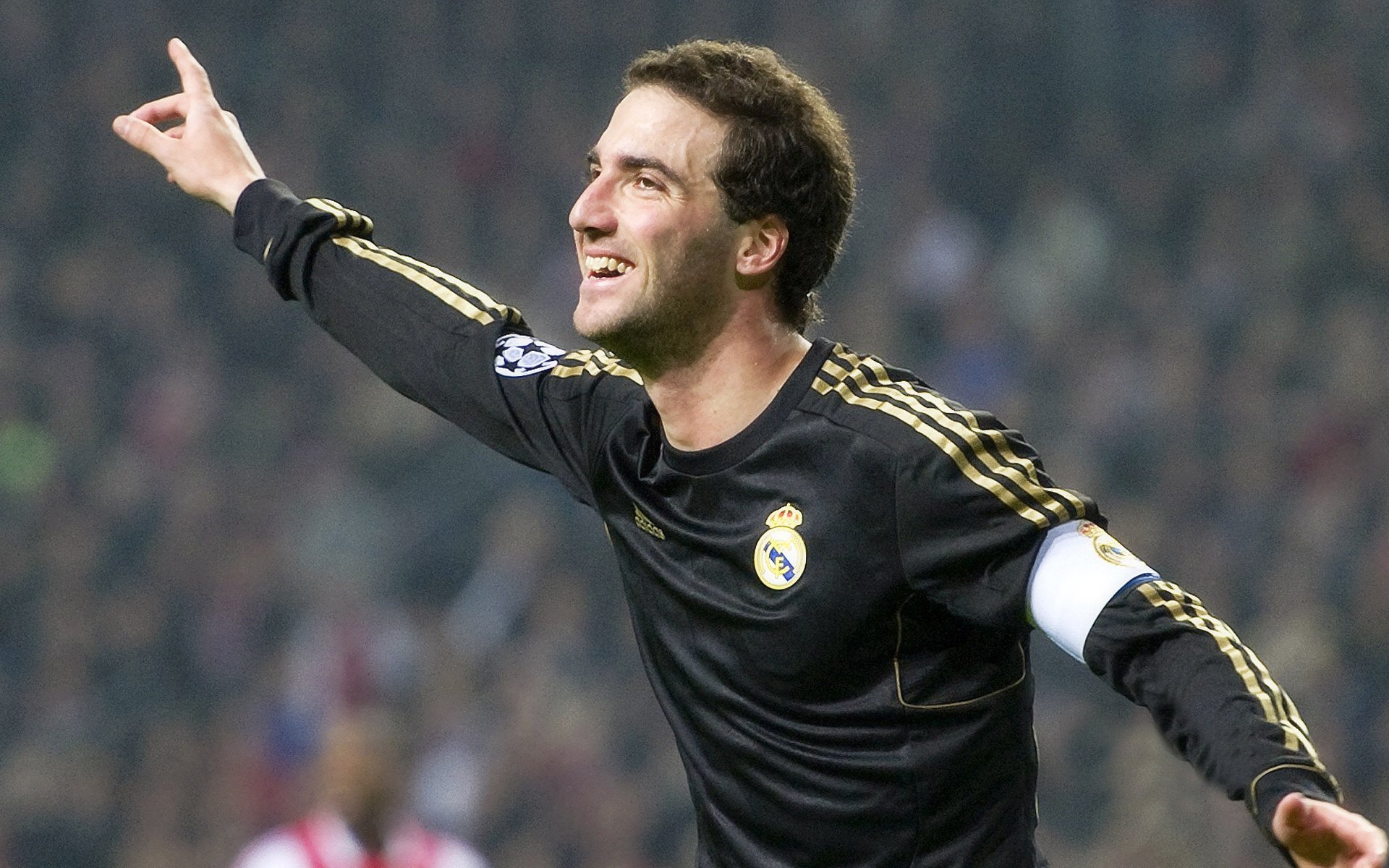 开云体育中国-异乡的神罚,当绿军之魂在雷霆躯壳中苏醒