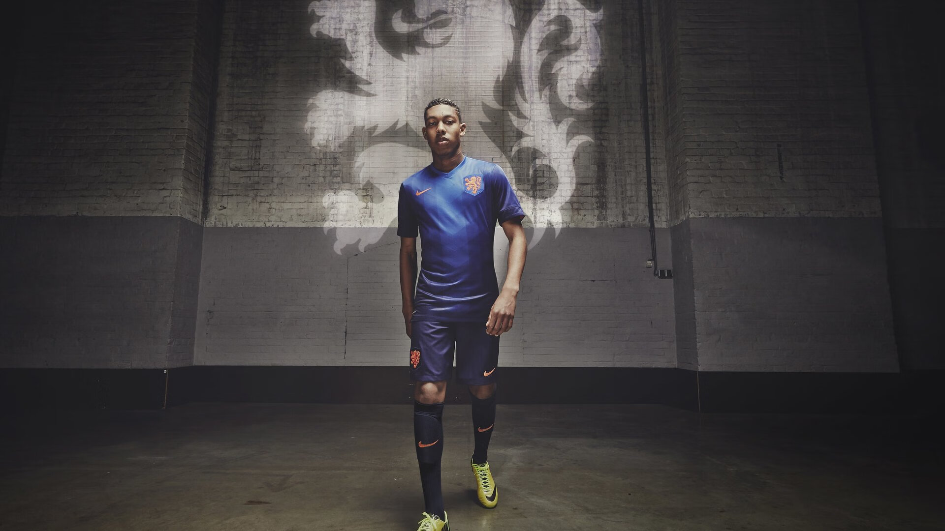 开云体育平台APP-联合杯铸就逆转之匙，兹维列夫惊艳四座完成温网救赎