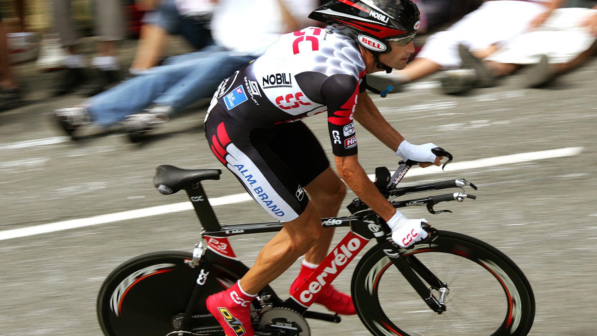 开云体育下载-时空错位之战,当曼城碾压里昂的平行宇宙,撞上库尔图瓦统治全场的绝对领域